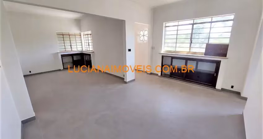 Casa terra de 180 m² no alto da lapa com 3 dormitorios e 4 vagas