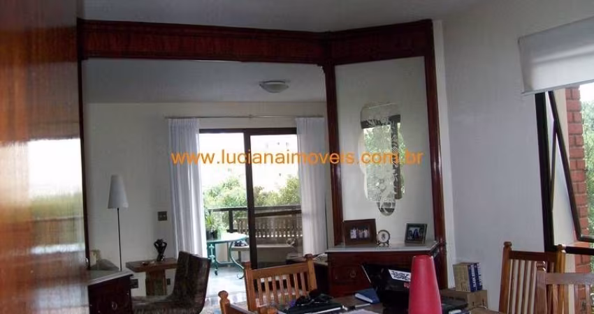 EXCELENTE APARTAMENTO NA CITY LAPA DE 208 M² COM 4 DORM.