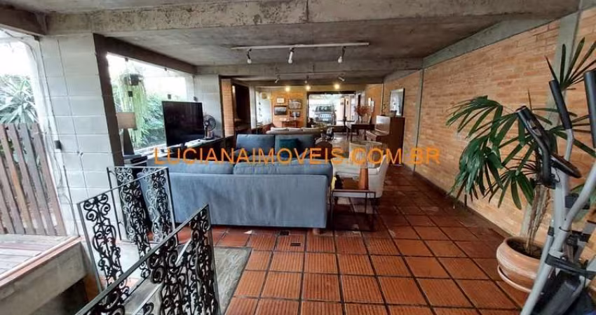 Casa para venda tem 300 metros quadrados com 4 quartos em Alto da Lapa - São Paulo - SP