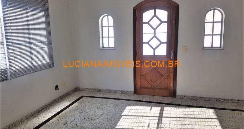 Casa assobradada p/ venda possui 217 metros quadrados com 2 quartos em Vila Ipojuca - São Paulo - SP