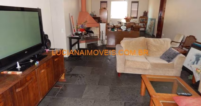 Casa assobradada para venda tem 400 metros quadrados com 7 quartos em City América - São Paulo - SP