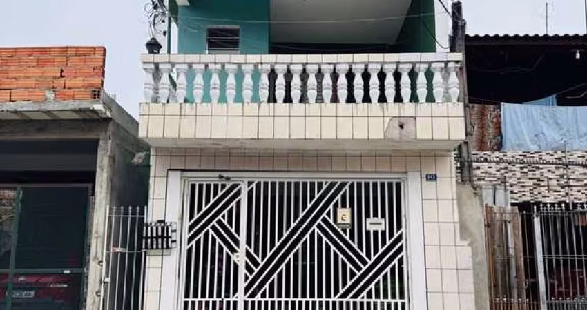 Sobrado à venda no bairro Jardim Presidente Dutra - Guarulhos/SP