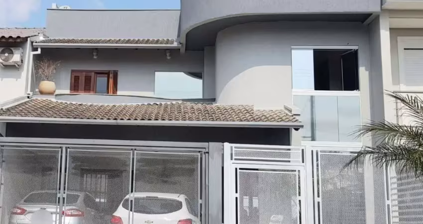 Casa em condomínio fechado com 4 quartos à venda na Rua Ângelo Raphael Frizzo, 95, Alto Petrópolis, Porto Alegre