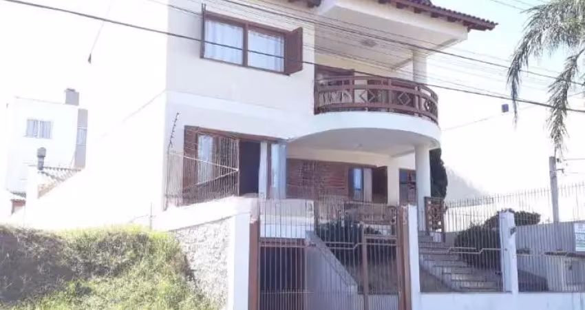 Casa em condomínio fechado com 3 quartos à venda na Rua Antonio Delapieve, 130, Alto Petrópolis, Porto Alegre
