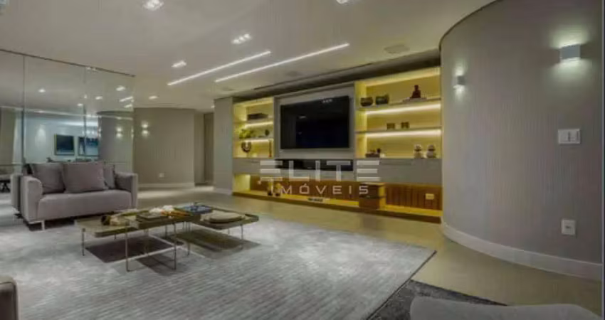 Apartamento alto padrão recentemente reformadado ricamante mobiliado, sendo vendido na modalidade porteira fechada.