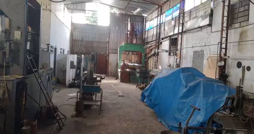 Barracão / Galpão / Depósito à venda na Rua Manoel Ferraz, 85, Vila Humaitá, Santo André