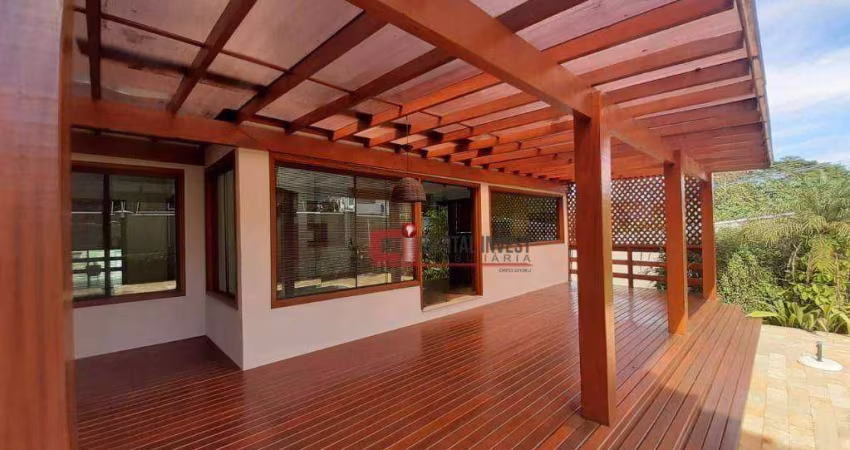 Casa com 3 dormitórios à venda, 405 m² por R$ 1.890.000,00 - Jardim São Francisco - Jaguariúna/SP