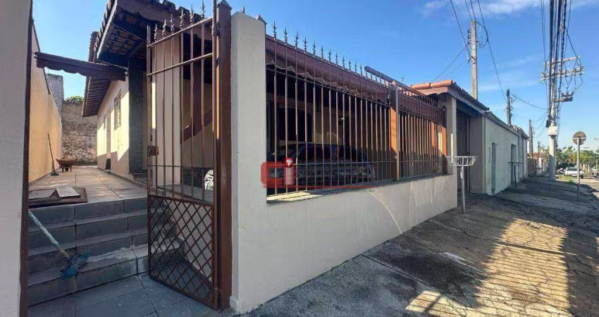 Casa com 3 dormitórios à venda, 116 m² por R$ 399.000,00 - Nassif - Jaguariúna/SP