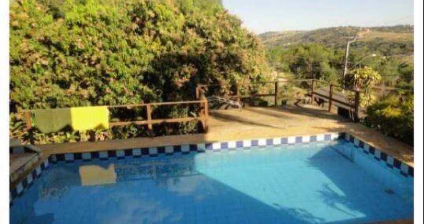 Chácara com 2 dormitórios à venda, 1650 m² por R$ 585.000,00 - Parque Residencial Floresta - Jaguariúna/SP