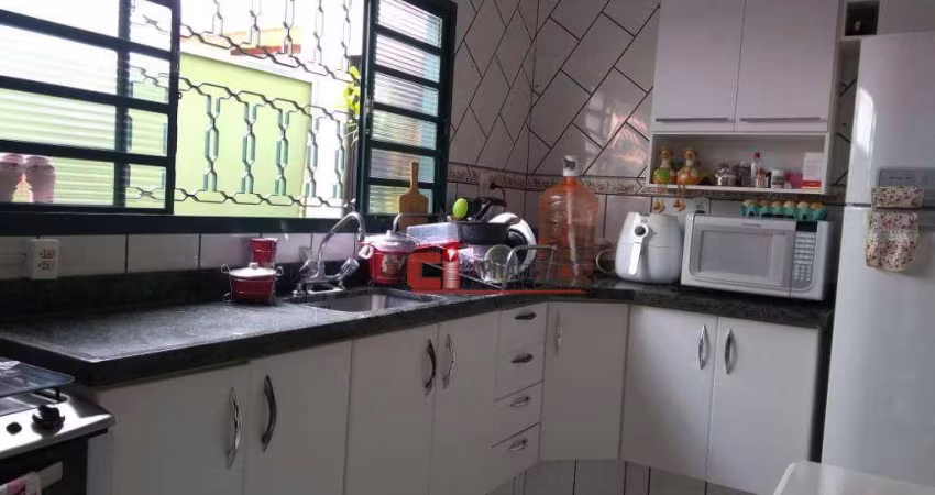 Casa com 3 dormitórios à venda, 155 m² por R$ 550.000,00 - Mario Finotelli - Jaguariúna/SP