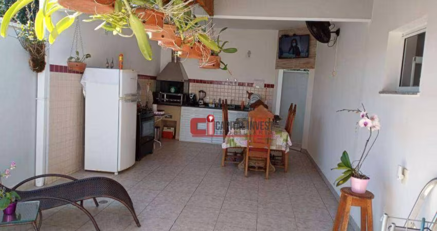Casa com 3 dormitórios à venda, 137 m² por R$ 750.000 - Vargeão - Jaguariúna/SP