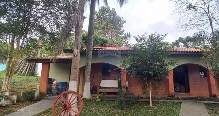Chácara - área à venda com 04 dormitórios sendo 01 suíte em suzano/sp.