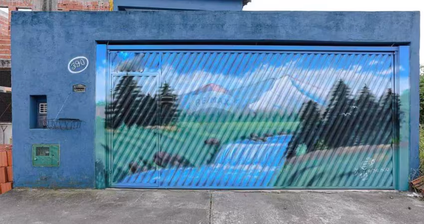 Sobrado à venda na Avenida Santa Mônica em Suzano