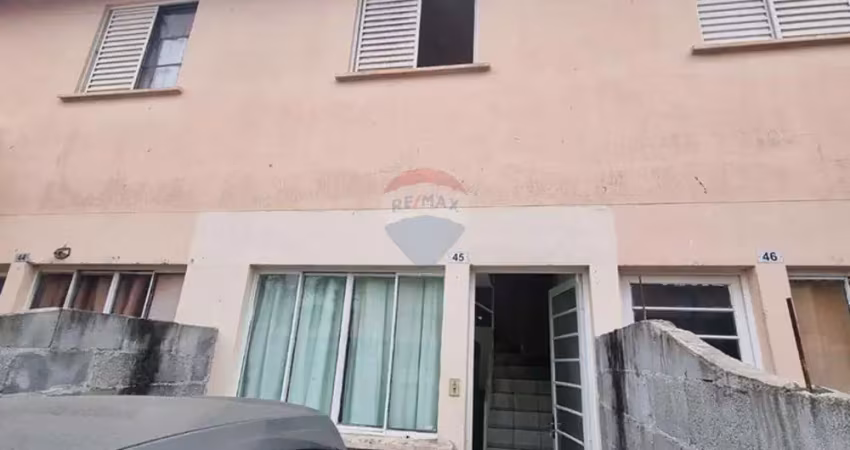 Casa em condomínio com 2 dormitórios no jardim são pedro