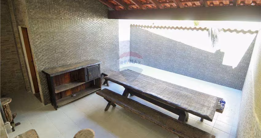 Casa à venda com 150m², duas vagas cobertas, no residencial colinas, em césar de souza - mogi das cruzes