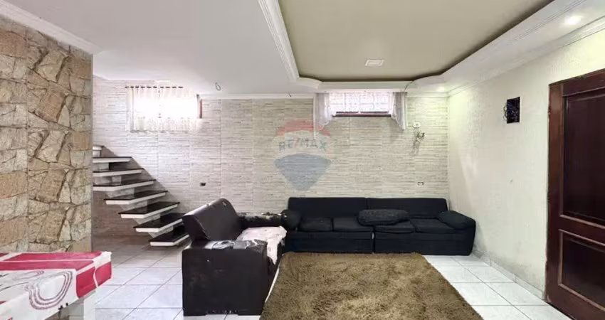 Casa com 3 quartos à venda na Avenida Reinaldo Benedito de Melo, 556, Centro, Biritiba-Mirim
