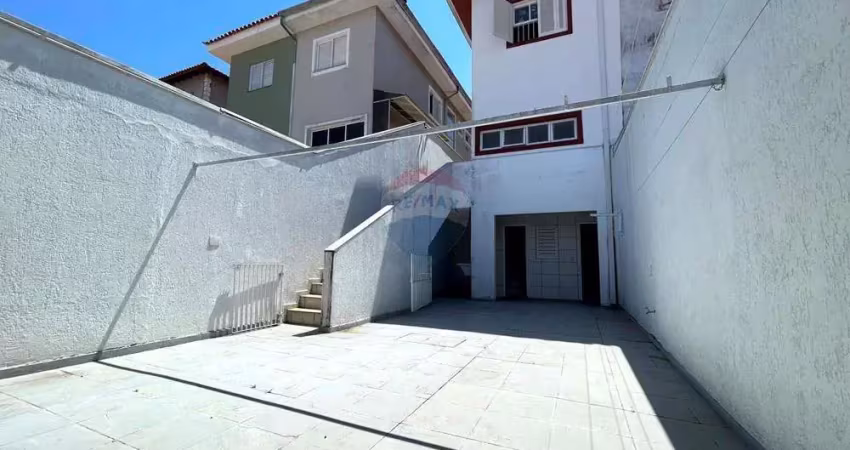 Sobrado com 3 dormitórios sendo 1 suíte e quintal espaçoso com área gourmet para a venda no alto ipiranga em mogi das cruzes/ sp