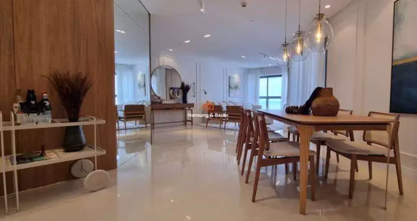 Apartamento semimobiliado à venda no centro de balneário camboriú - residencial new york
