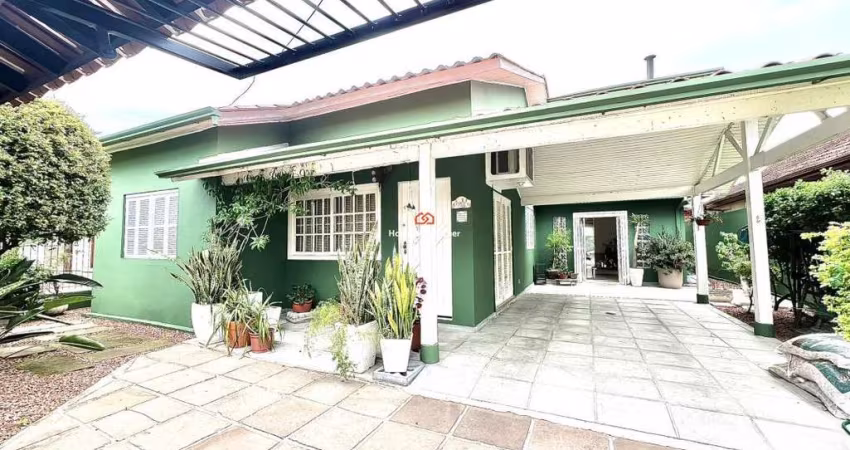 Casa com 262m² | suíte com lareira | 4 dormitórios no bairro Bela Vista em Estância Velha.