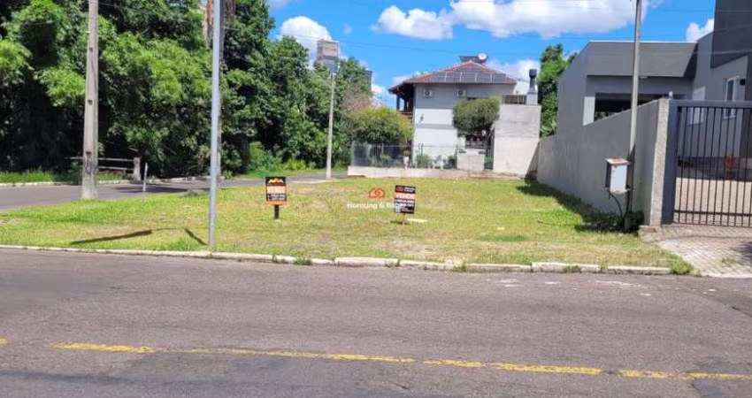 Terreno plano de esquina à venda em Novo Hamburgo no bairro Vila Nova - Pronto para construção!