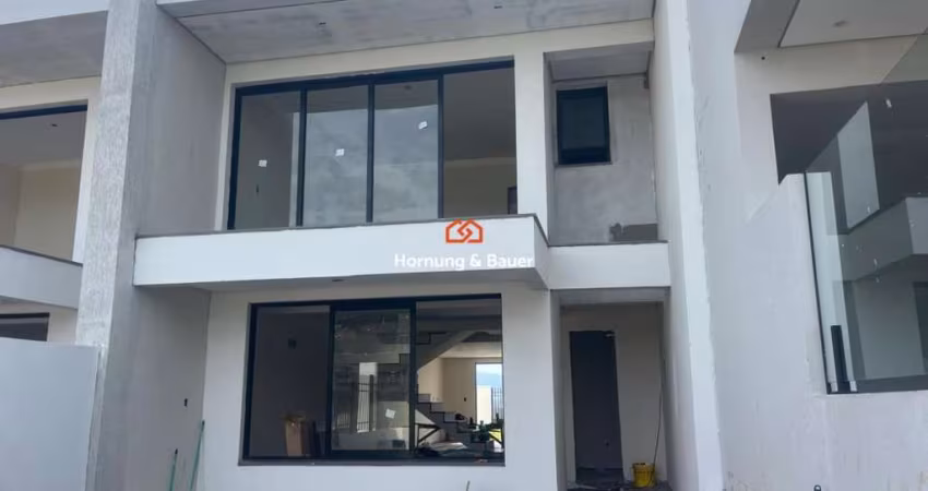 Casa - Sobrado à venda em Estância Velha, no alto do bairro Bela Vista!