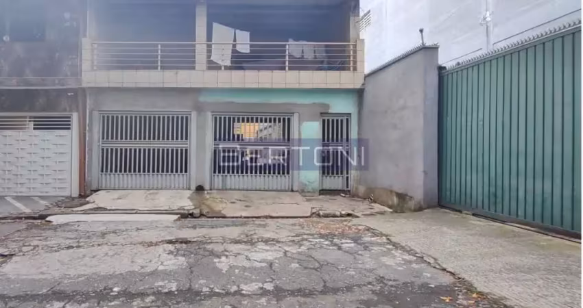 Vende-se imóvel para renda com 3 casas em taboão são bernardo do campo localizado em rua sem saída