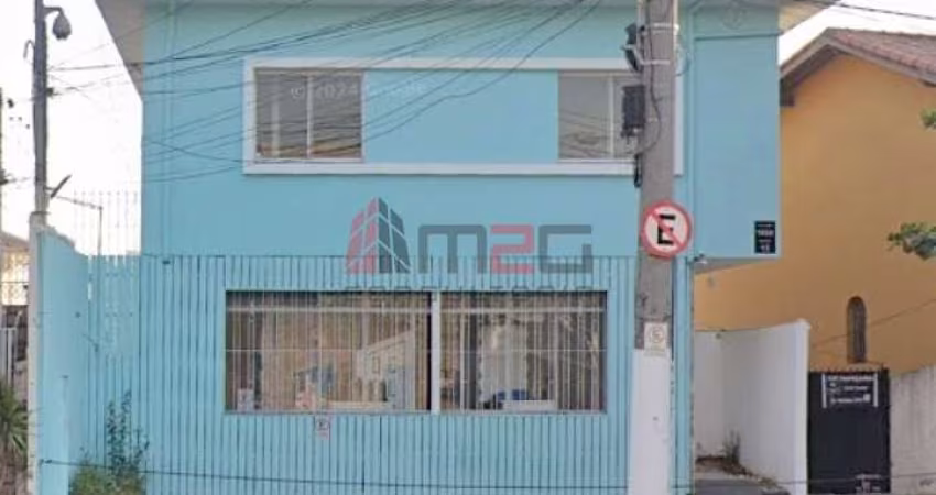 Amplo sobrado para utilização comercial entre V. Romana e Sumarezinho - Oportunidade única.