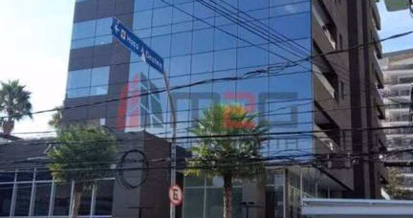 Conjunto comercial em Pinheiros, Locação ou Venda.