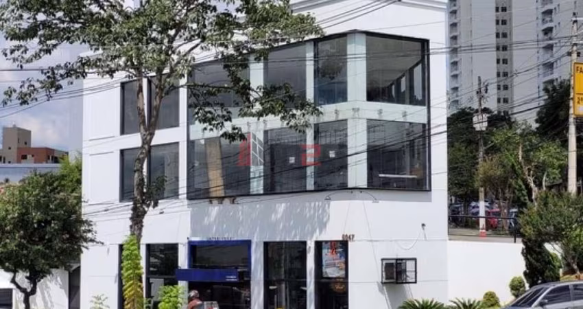 Loja de esquina para locação na região da Vila São Francisco - ótima oportunidade.