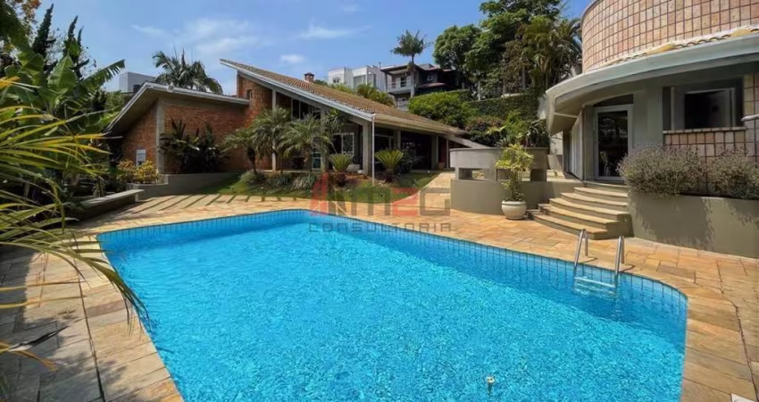 Cond SP 2 casa ,4 suítes - Impecável! MOBILIADA, lareira, piscina, anexos gourmet