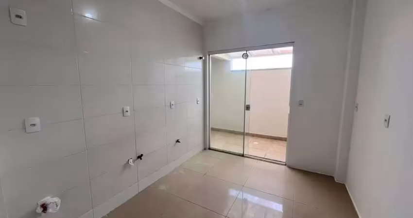 Apartamento com 2 dormitórios para alugar na meia praia - navegantes