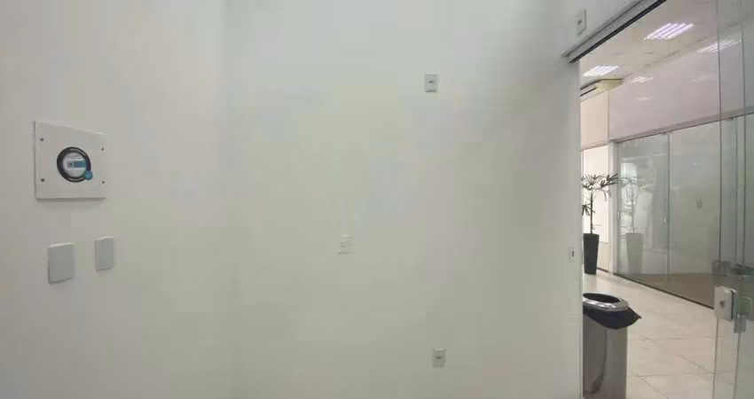 Sala comercial para alugar na Rua Hercílio Luz, 654, Centro, Itajaí