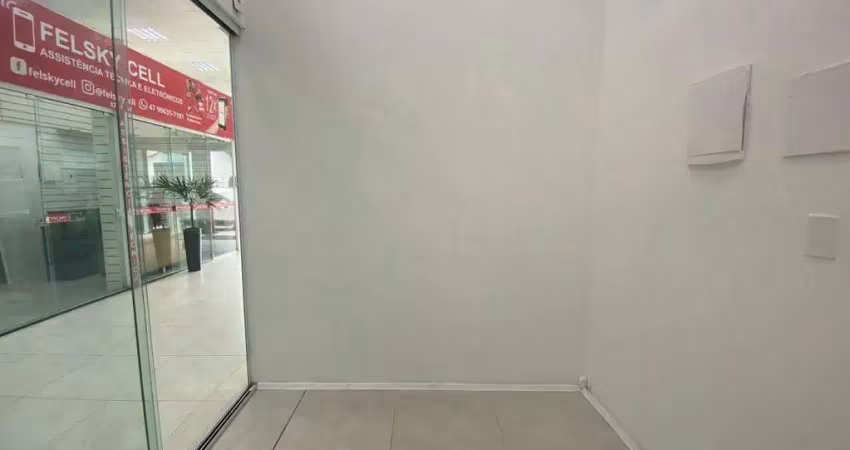 Sala comercial com 1 sala para alugar na Rua Hercílio Luz, 654, Centro, Itajaí