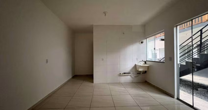 Kitnet com 1 dormitório para alugar, 30 m² por R$ 1.040,00/mês - Espinheiros - Itajaí/SC