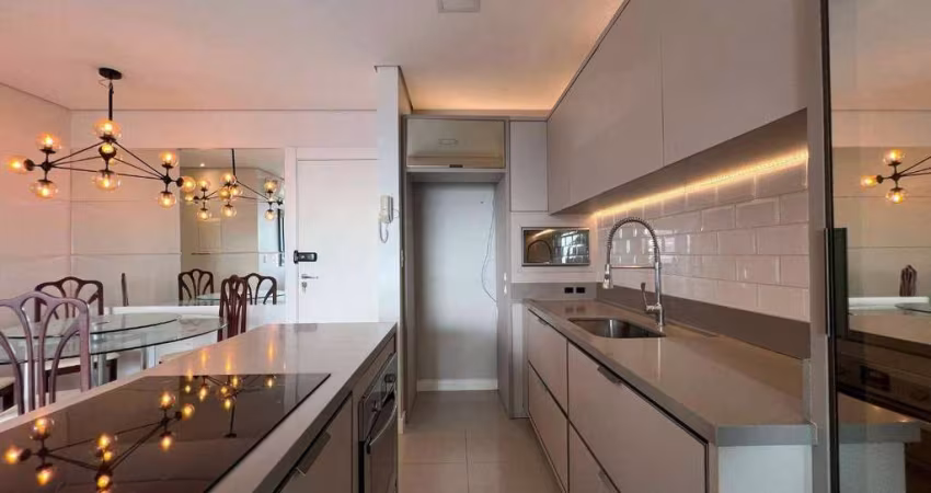 Apartamento semimobiliado com 3 dormitórios no Centro - Itajaí/SC