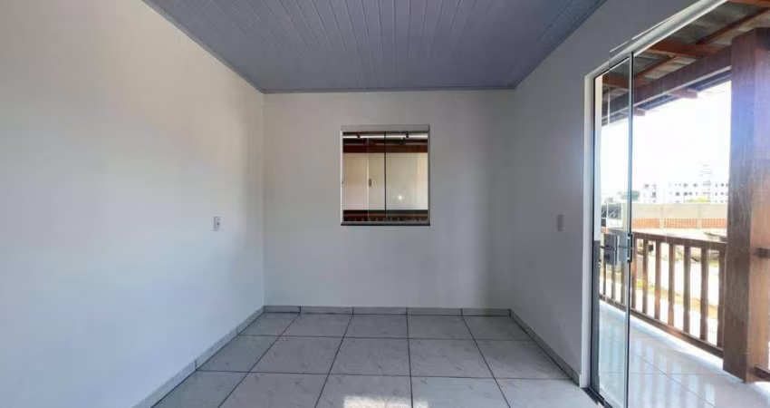 Kitnet com 1 dormitório para alugar, 30 m² por R$ 1.340/mês - Espinheiros - Itajaí/SC
