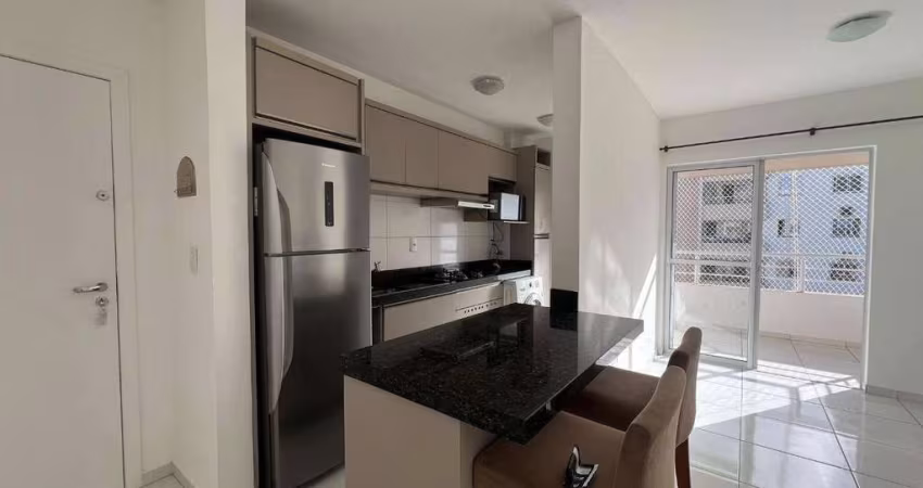 Apartamento semimobiliado no bairro Espinheiros - Itajaí/SC