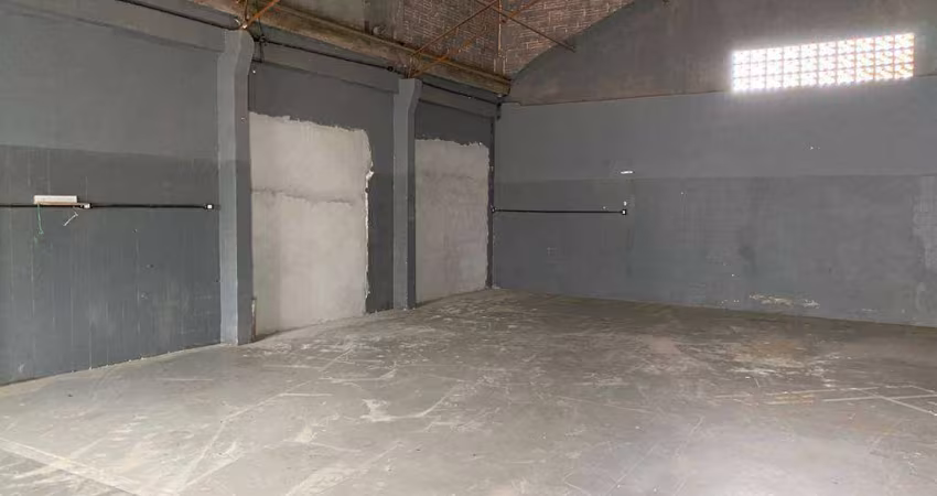 Galpão com 140 m² no bairro São Judas - Itajaí/SC