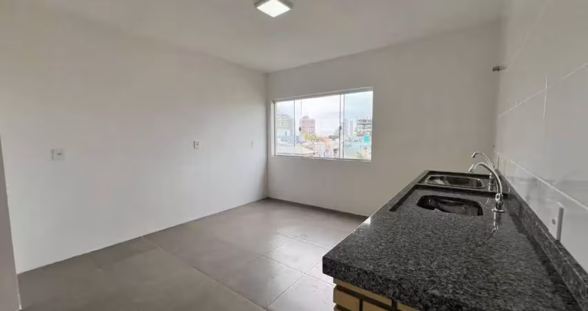 Apartamento com 1 dormitório para alugar no centro de navegantes