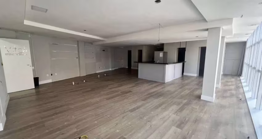 Sala comercial para alugar na Rua Camboriú, 891, Centro, Itajaí