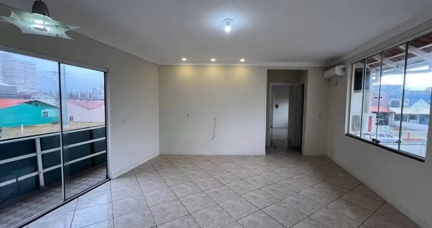 Casa com 2 quartos para alugar na Avenida Prefeito José Juvenal Mafra, Gravata, Navegantes