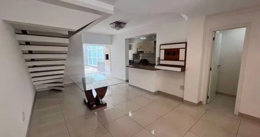 Casa com 3 quartos para alugar na Rua José Joaquim dos Santos, 389, Centro, Itajaí