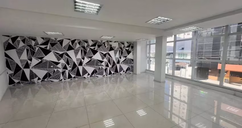 Sala comercial para alugar na Rua Camboriú, 891, Fazenda, Itajaí