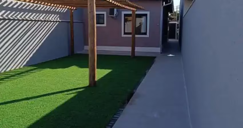 Casa com 2 quartos à venda na Rua Carlos Ribas Perdigão, Itaipuaçú, Maricá