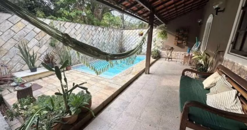 Casa com 3 quartos à venda na Rua Maria Izabel Bolckau, 09, Maravista, Niterói