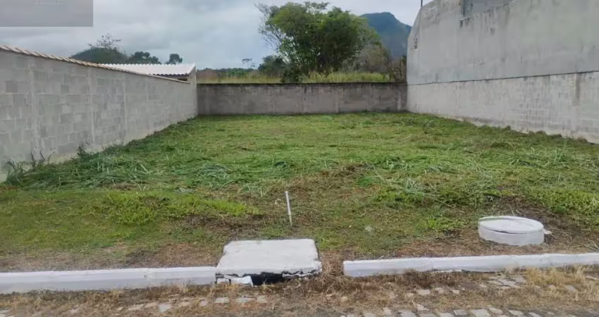 Terreno à venda na Estrada Oscar Vieira da Costa Júnior, 2091, Cajueiros (Itaipuaçu), Maricá