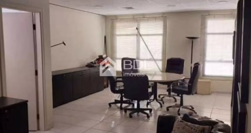 Sala comercial para alugar na Rua Doutor Antônio Galízia, 181, Cambuí, Campinas