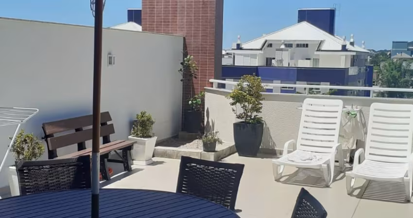 Cobertura semi mobiliada, à venda no Ingleses Norte, em Florianópolis-SC, 2 dormitórios , sendo 1 suíte, 2 vagas , R$999.000,00