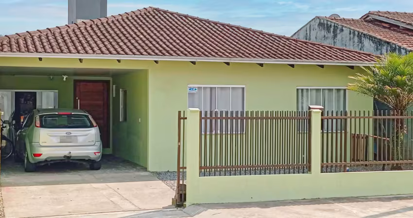 Ótima residência plana em processo de averbação no bairro jardim iririú