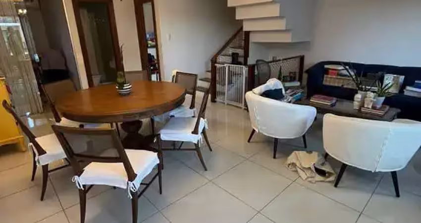 Casa em condomínio fechado com 3 quartos à venda na Rua Jandiroba, Patamares, Salvador